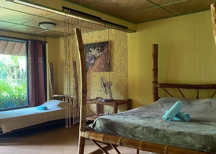 Resort Ravenala 3*