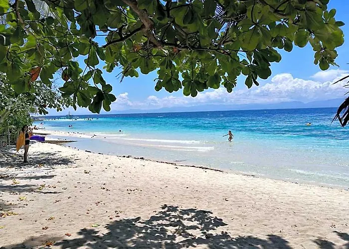 Resort Ravenala 3*