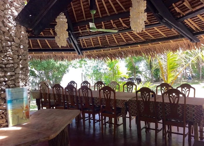 Ravenala Resort